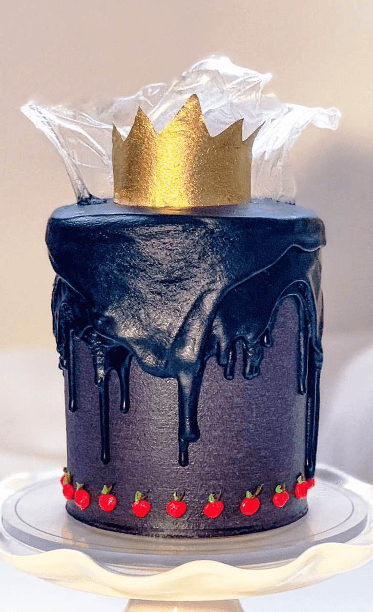 Pretty Evil Queen Cake