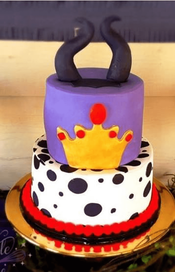 Refined Evil Queen Cake