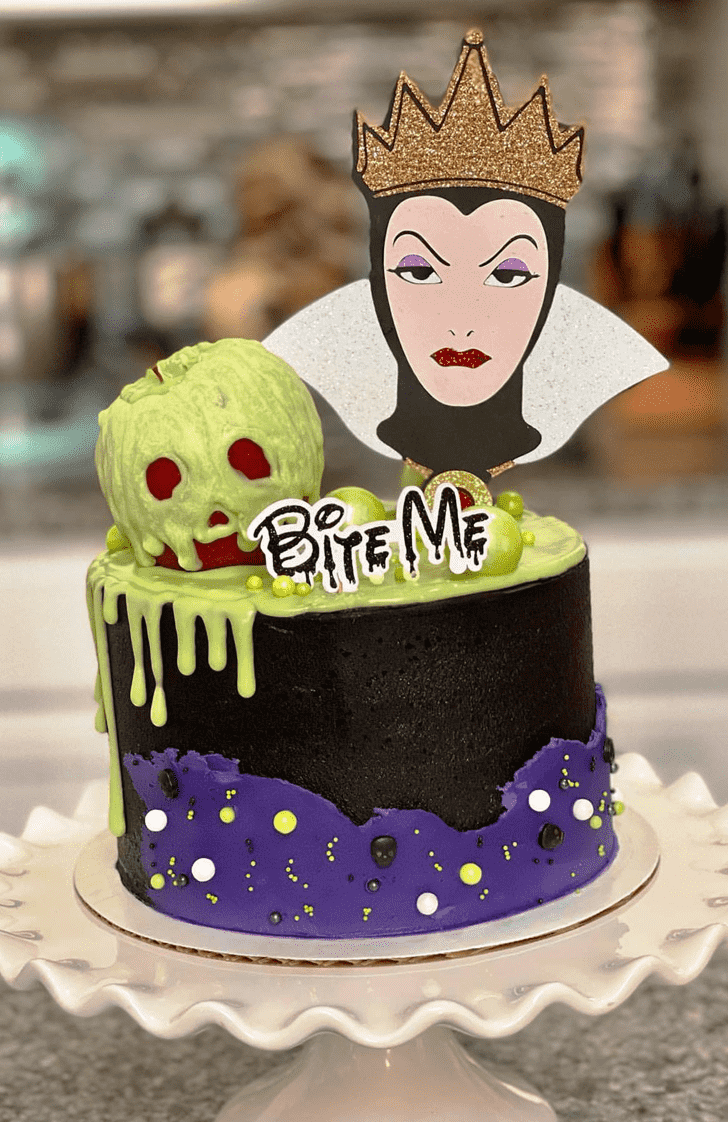 Superb Evil Queen Cake
