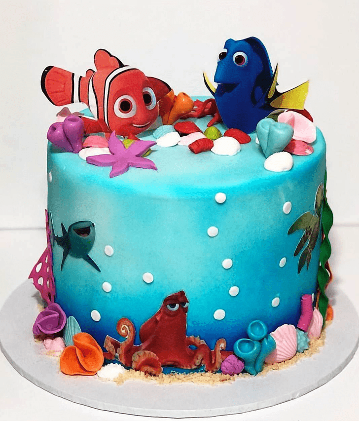 Cute Finding Dory Cake