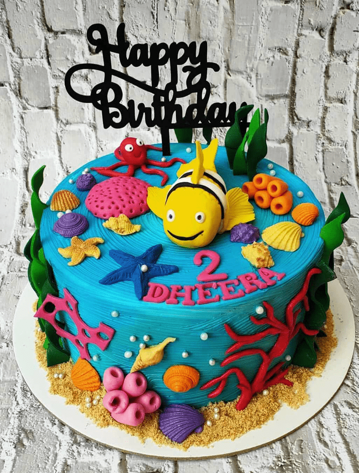 Delicate Finding Dory Cake