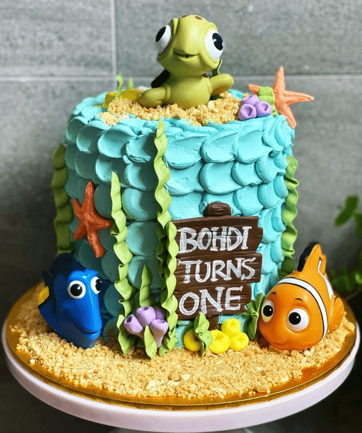 Lovely Finding Nemo Cake Design