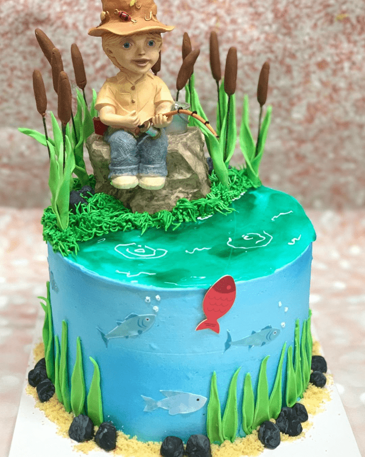 Lovely Fishing Cake Design