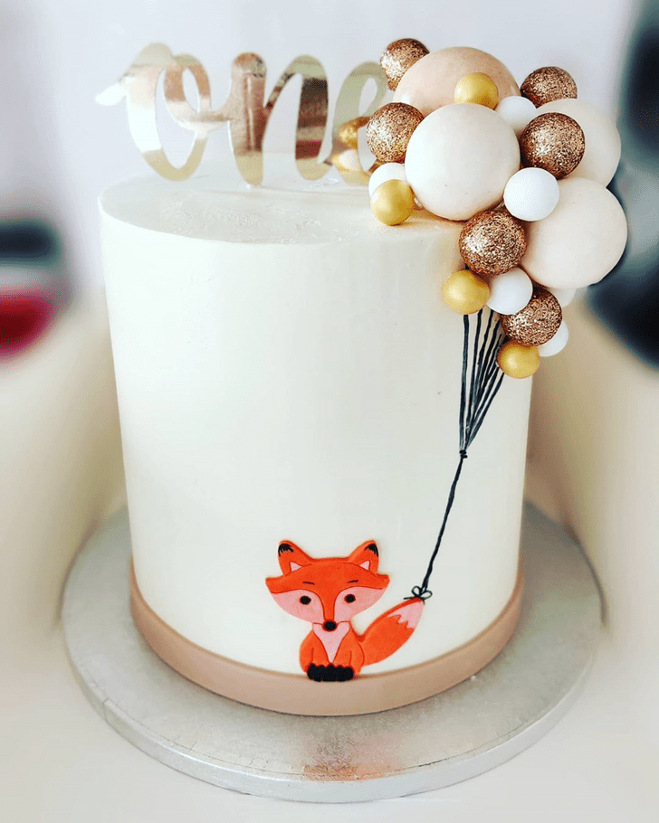 Enticing Fox Cake