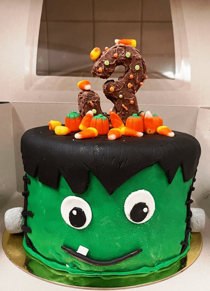 Good Looking Frankenstein Cake
