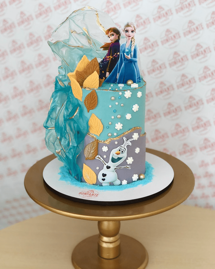 Dazzling Disneys Frozen Cake