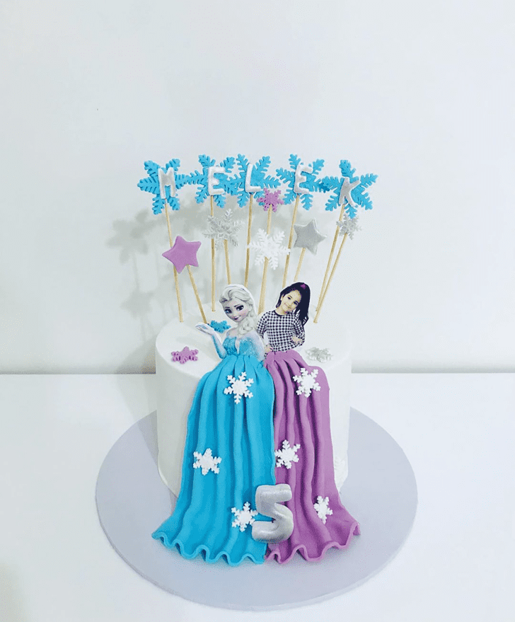 Gorgeous Disneys Frozen Cake