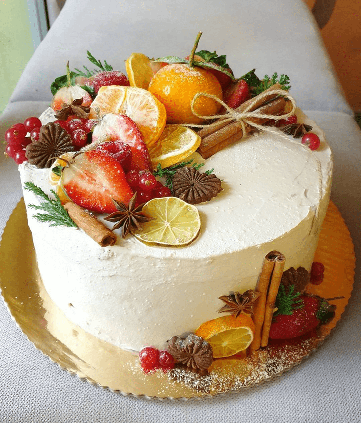 Elegant Fruits Cake