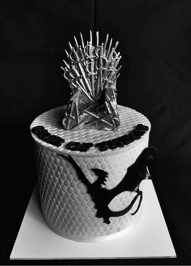 Lovely Game of Thrones Cake Design