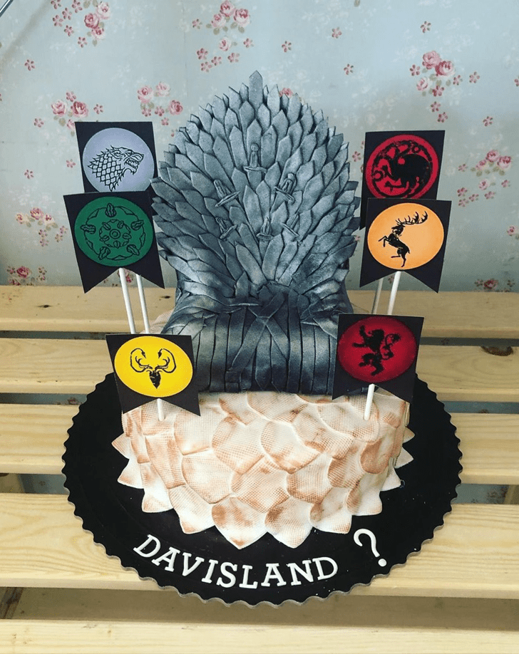 Splendid Game of Thrones Cake