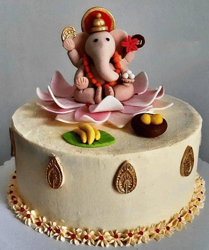 Grand Ganesh Cake