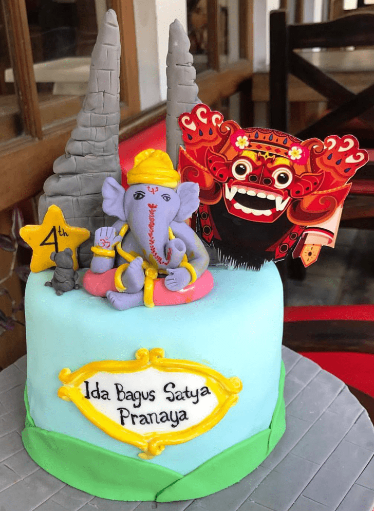 Pleasing Ganesh Cake