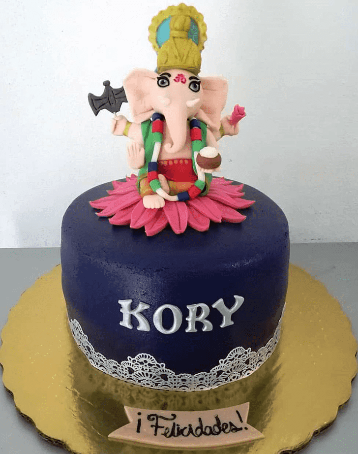 Ravishing Ganesh Cake