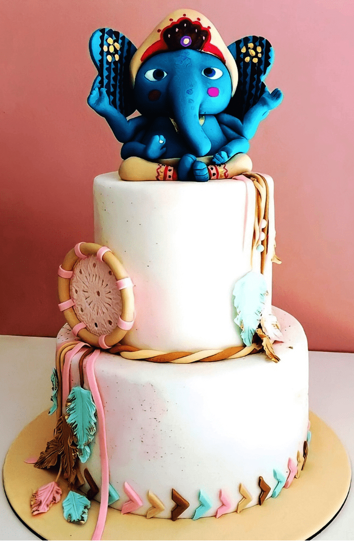 Comely Ganpati Cake