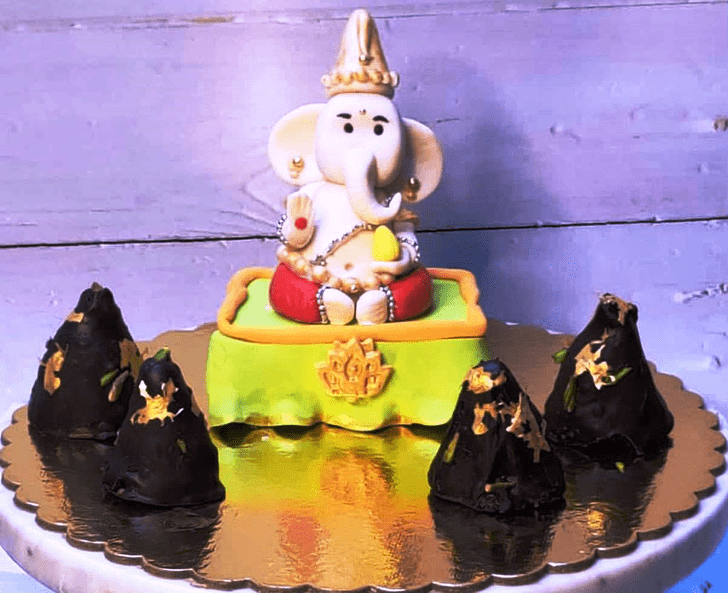 Delightful Ganpati Cake