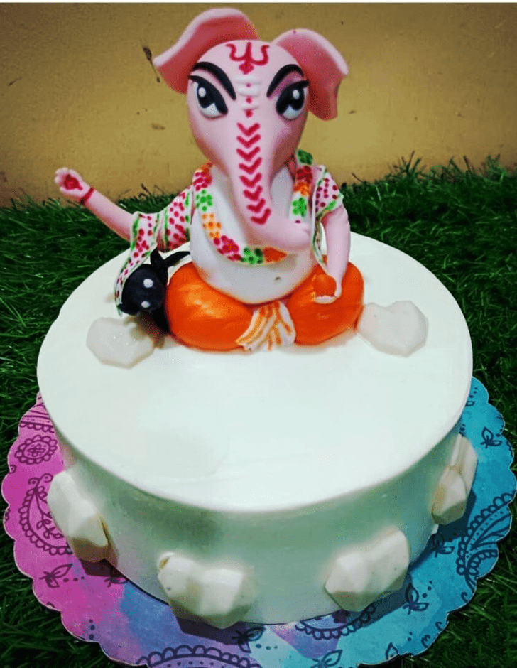 Elegant Ganpati Cake