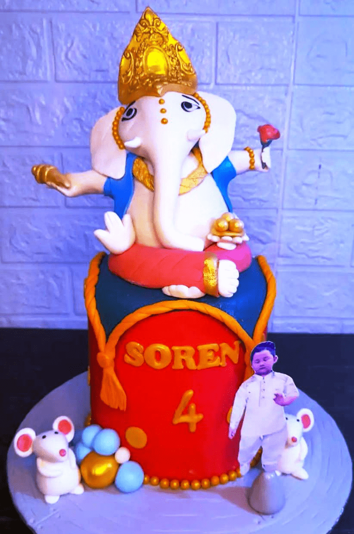 Resplendent Ganpati Cake