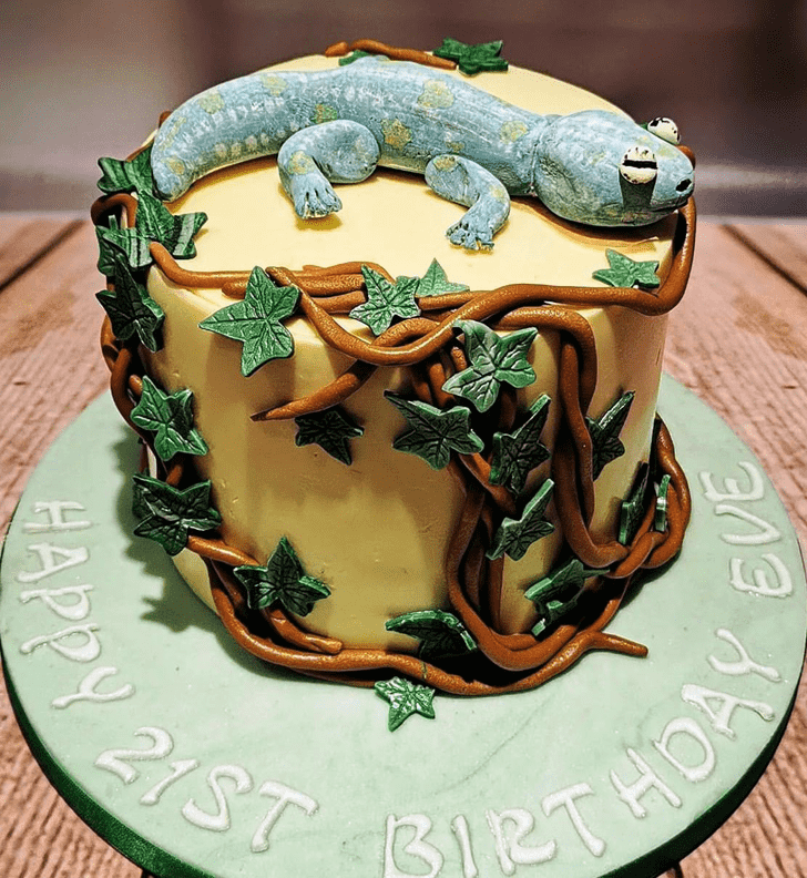 Admirable Gecko  Cake Design