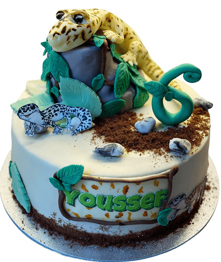 Elegant Gecko  Cake