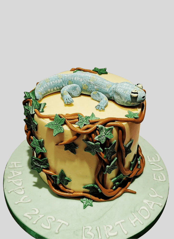 Gorgeous Gecko  Cake
