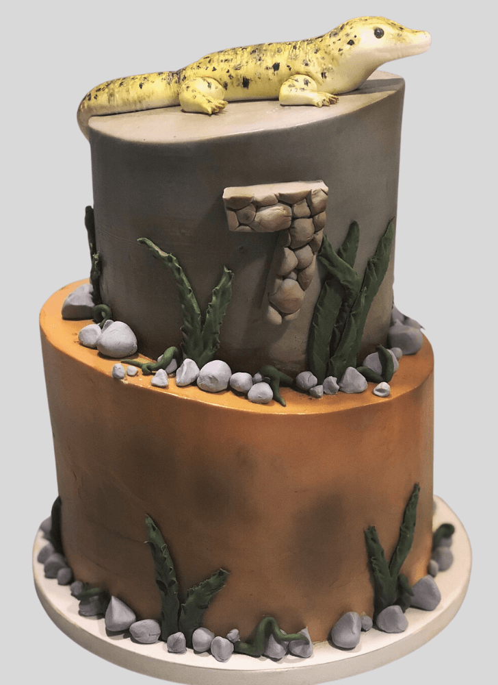Magnificent Gecko  Cake