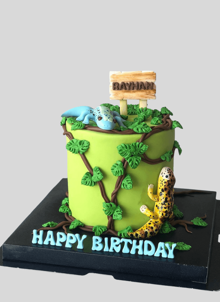 Resplendent Gecko  Cake