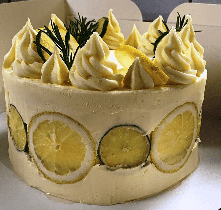 Delightful Gin And Tonic Cake