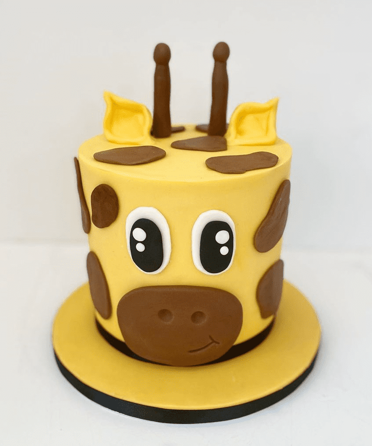 Enthralling Giraffe Cake