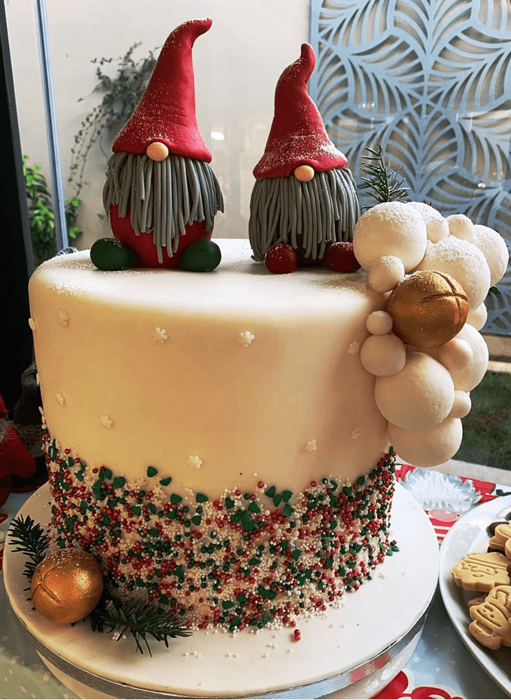 Dazzling Gnome Cake