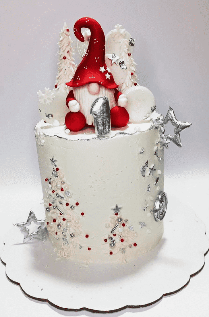 Enticing Gnome Cake