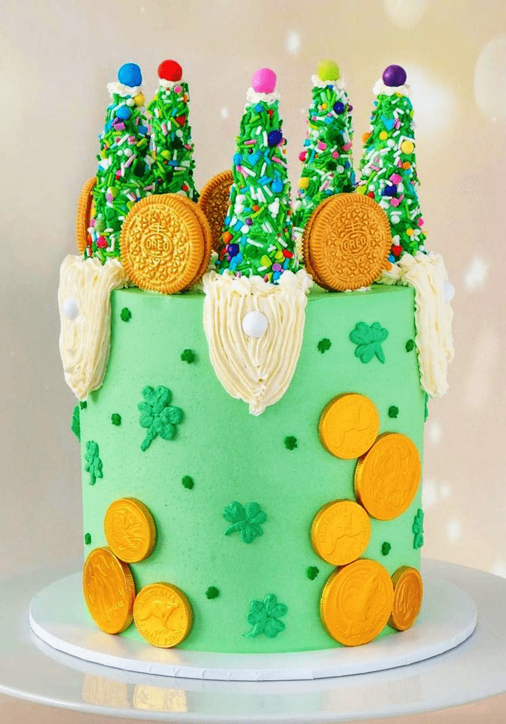Exquisite Gnome Cake