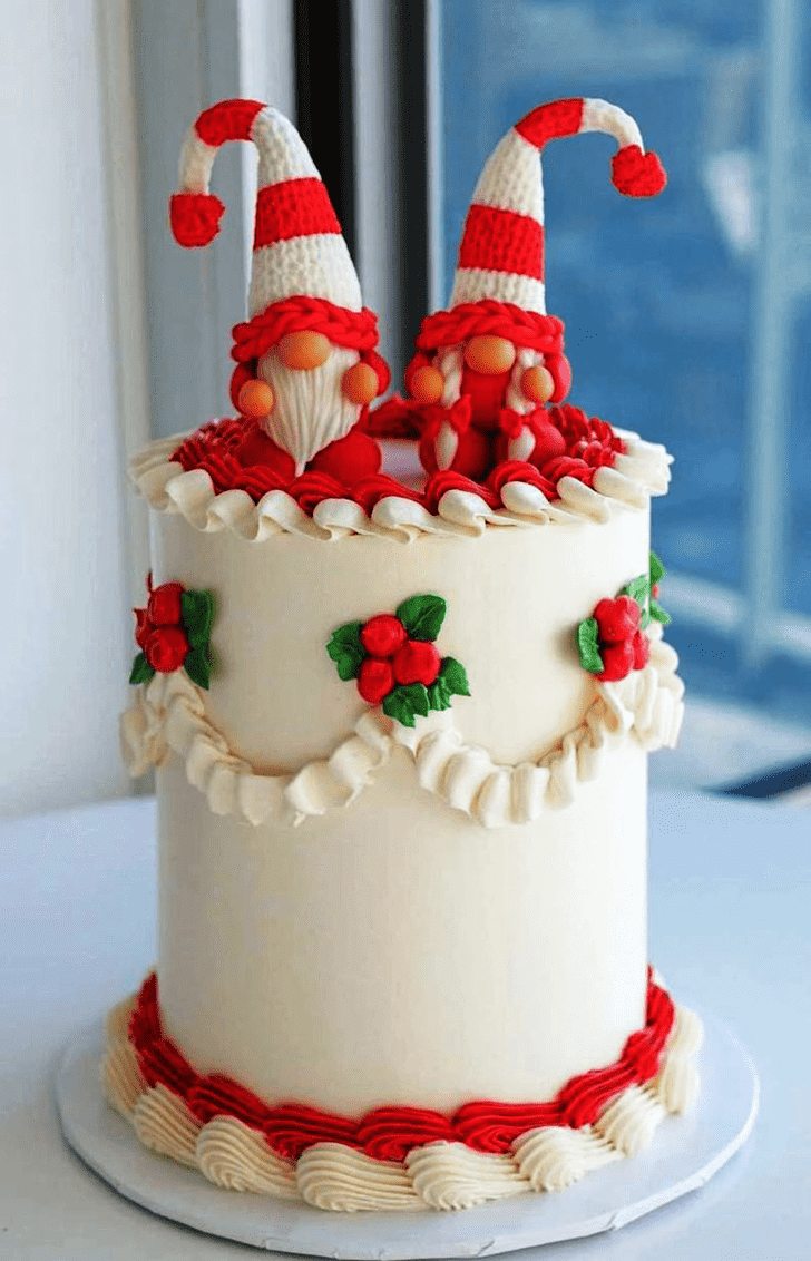 Pleasing Gnome Cake