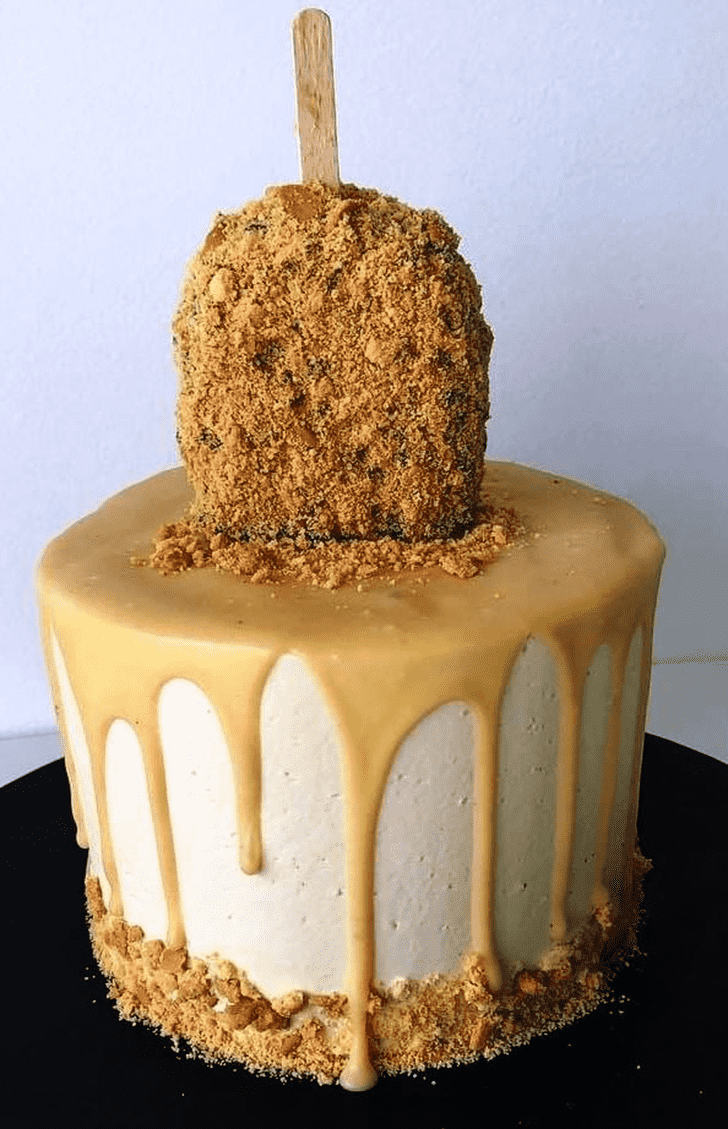 Lovely Golden Gaytime Cake Design
