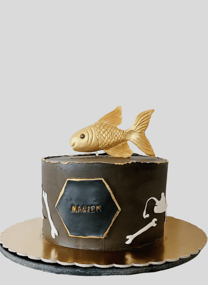 Angelic Goldfish Cake