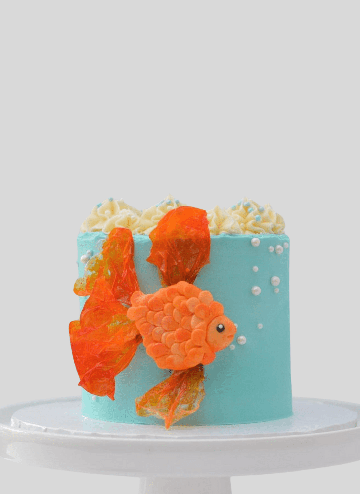 Classy Goldfish Cake