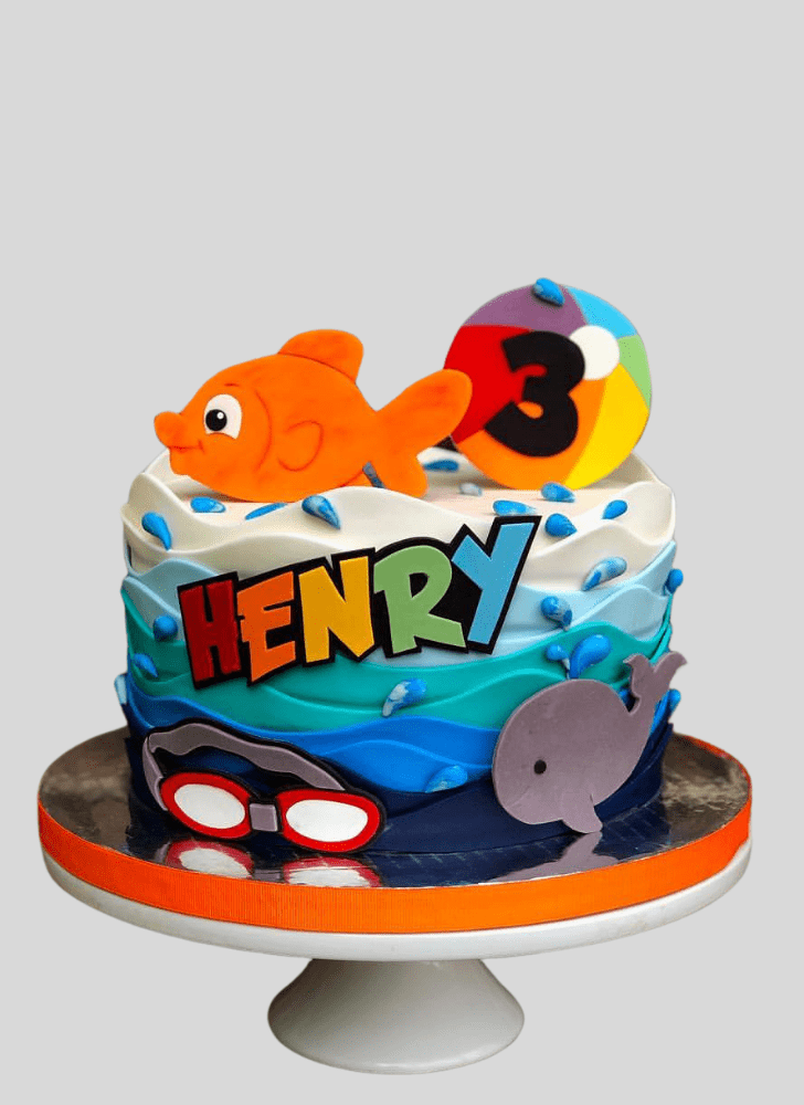 Exquisite Goldfish Cake