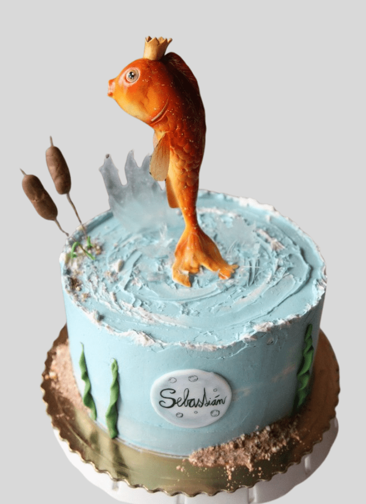 Graceful Goldfish Cake