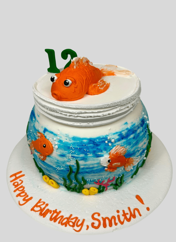 Splendid Goldfish Cake