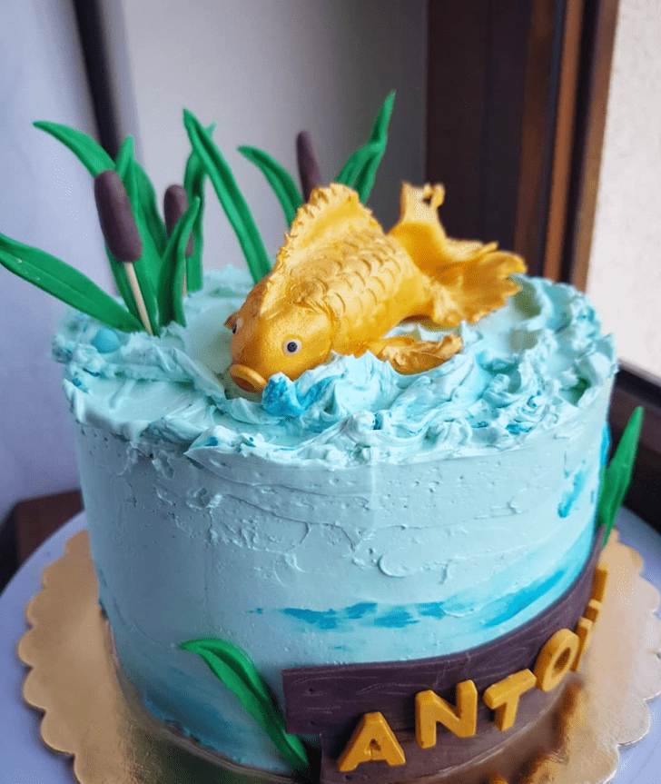 Angelic Goldfish Cake