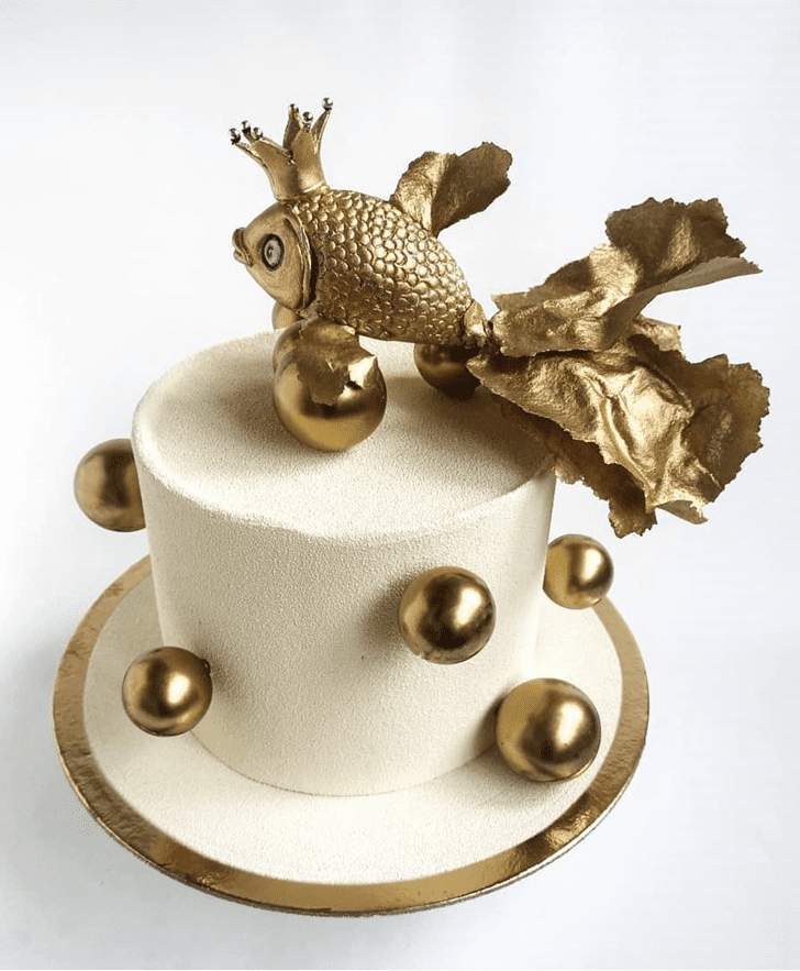Delightful Goldfish Cake