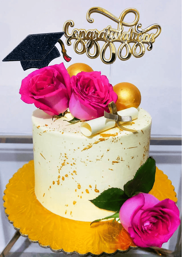 Fascinating Graduation Cake