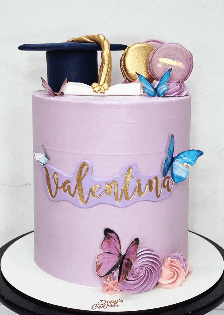 Wonderful Graduation Cake