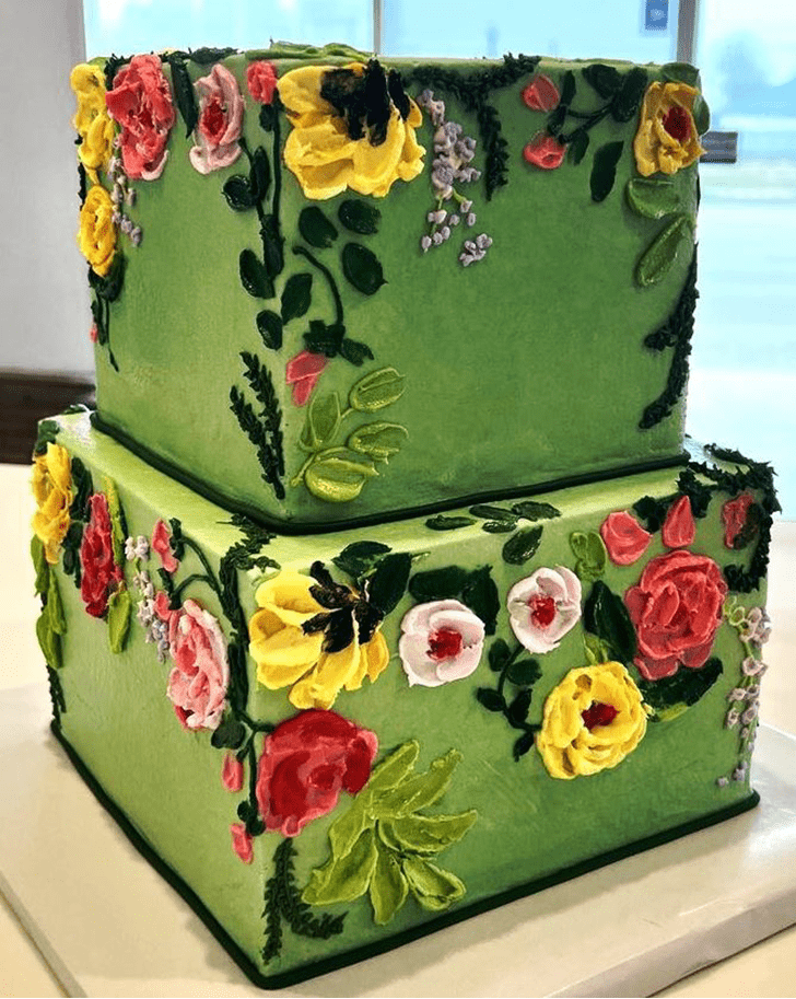 Good Looking Green Cake