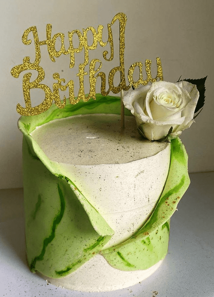 Lovely Green Cake Design