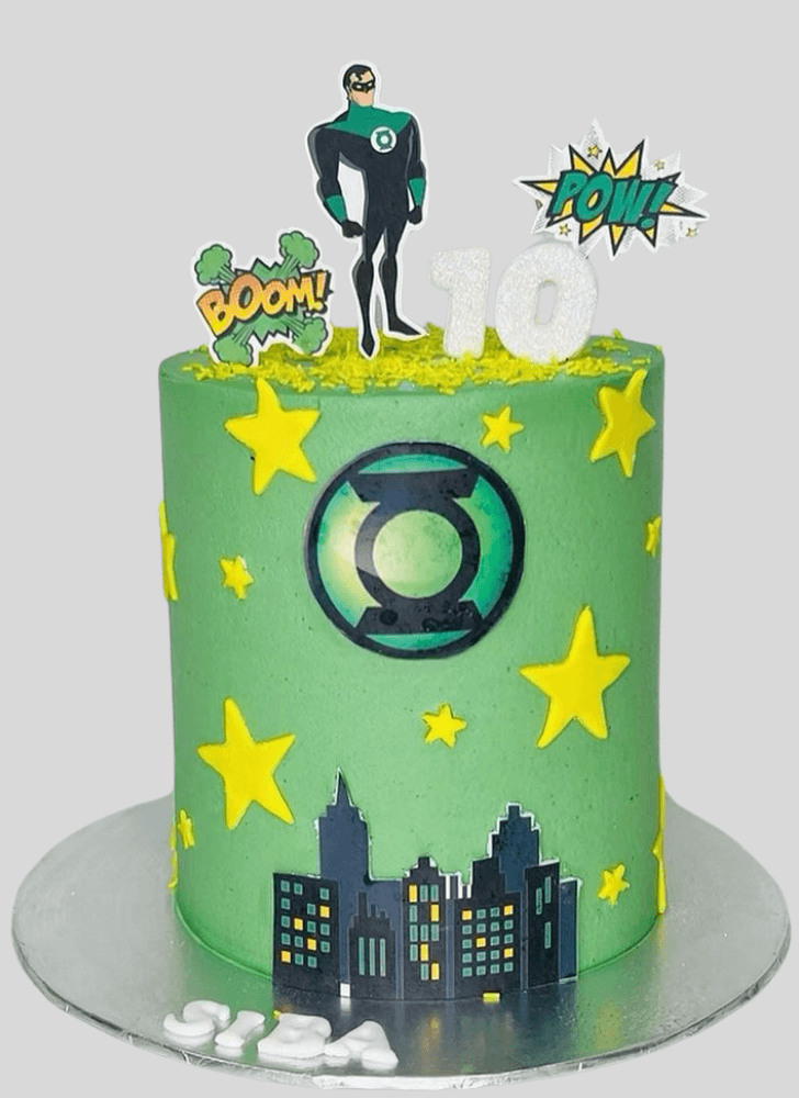 Comely Green Lantern Cake