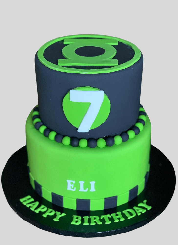 Dazzling Green Lantern Cake