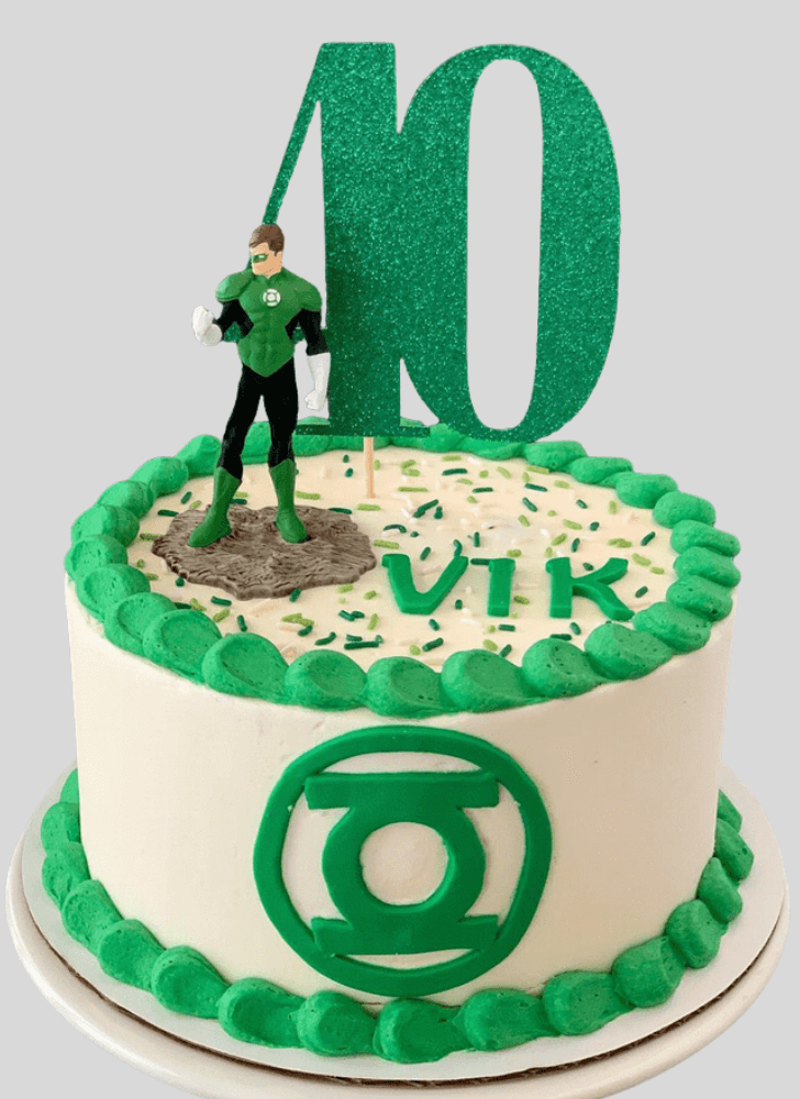 Shapely Green Lantern Cake