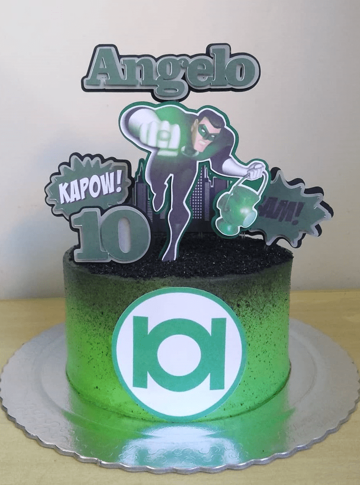 Charming Green Lantern Cake