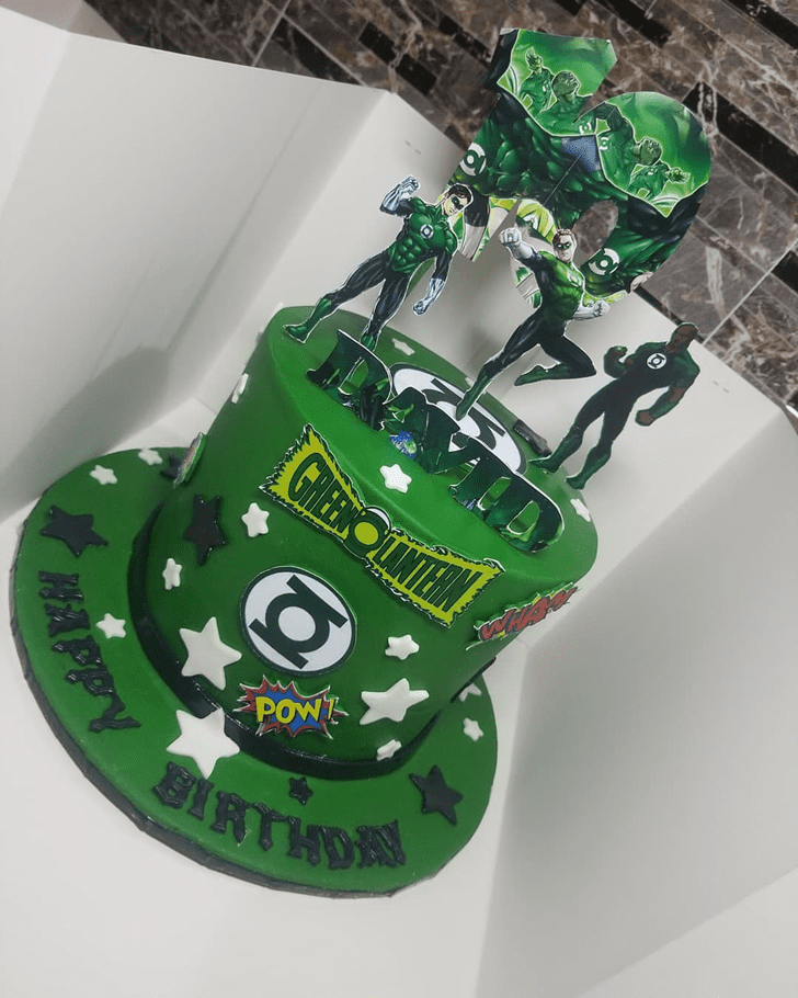 Exquisite Green Lantern Cake