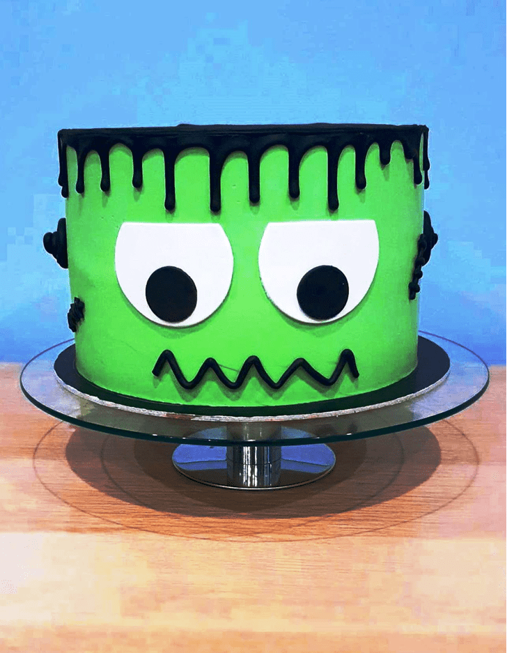 Exquisite Green Monster Cake